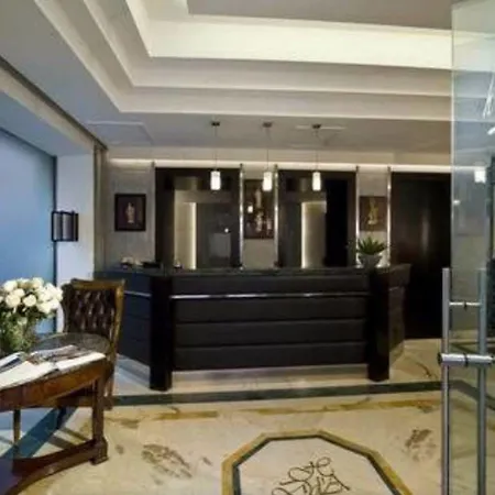 Otel Duca D'alba - Chateaux & Collection Roma