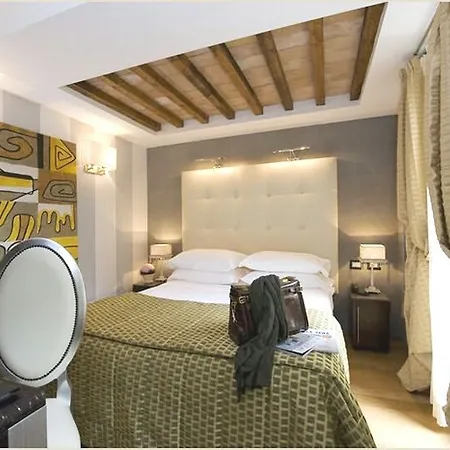 Отель Duca D'alba - Chateaux & Collection Рим