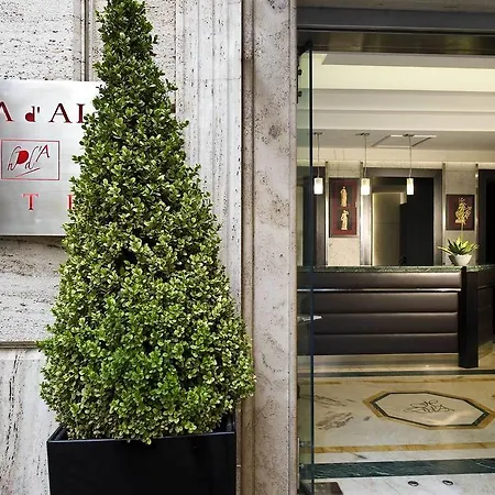 杜卡德阿尔巴酒店 酒店 4*