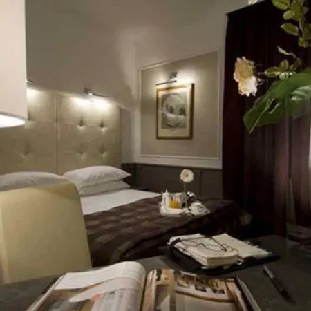 Duca D'alba - Chateaux & Collection 4* Рим