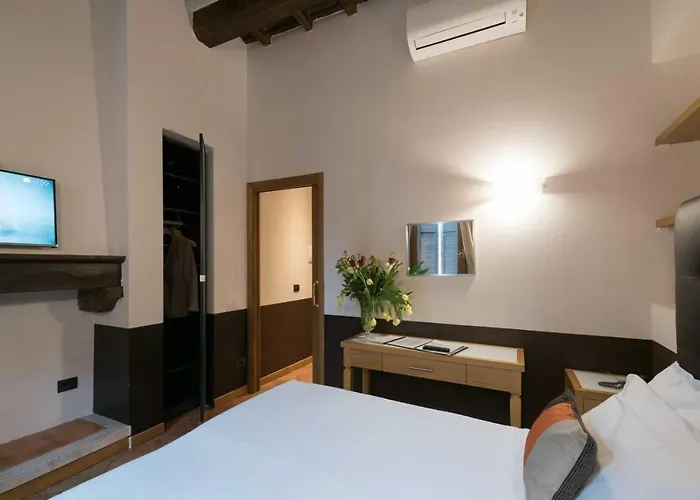 Отель Duca D'alba - Chateaux & Collection
